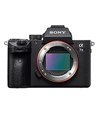 Sony Alpha 7 III | Full-Frame Mirrorless Camera ( Fast 0.02s AF, 5-axis in-body optical image stabilisation, 4K HLG, Large Battery Capacity ), Black