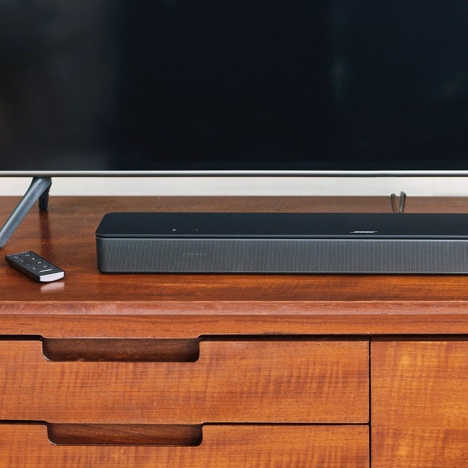 Bose Smart Soundbar 300 - Bluetooth connectivity with Alexa voice control built in, Black
