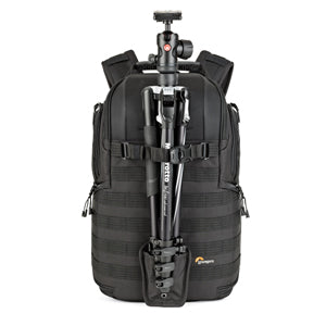 Lowepro ProTactic MG 160 AW II Mirrorless and DSLR messenger - with QuickShelf divider system - camera gear to personal belongings - for Mirrorless Like Sony Apha9 - LP37266-PWW