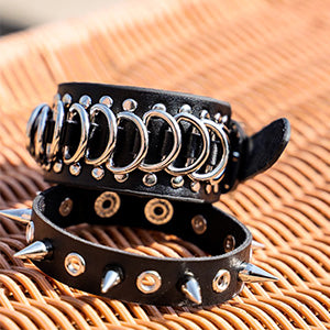 Unisex Black Metal Spike Studded Punk Rock Biker Wide Strap Leather Bracelet  Chain Wristband