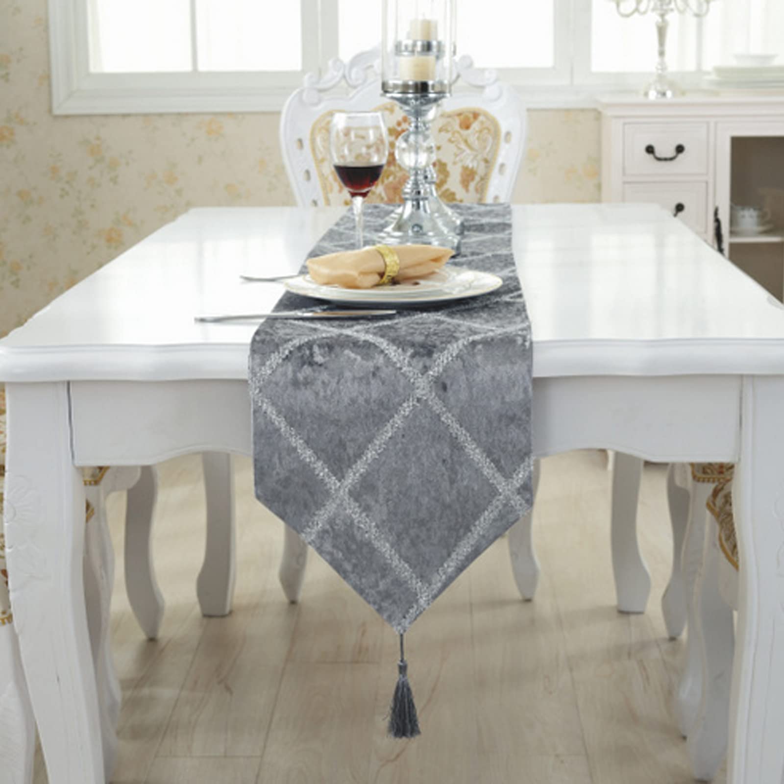 HCTX Grey Table Runner, Kitchen Washable Velvet Fabric Table Runner,Thick and smooth for Family Party or Gathering Dining Kitchen Restaurant Table Decoration(28x180cm)