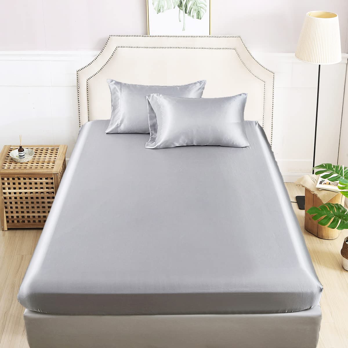 DuShow Satin Fitted Sheet Double Sliver Grey,Stripe Silky Deep Pocket(35cm) Satin Bed Sheets,Breathable Soft Comfortable Satin sheets Double,Fitted Sheet Only(Sliver Grey,Double)