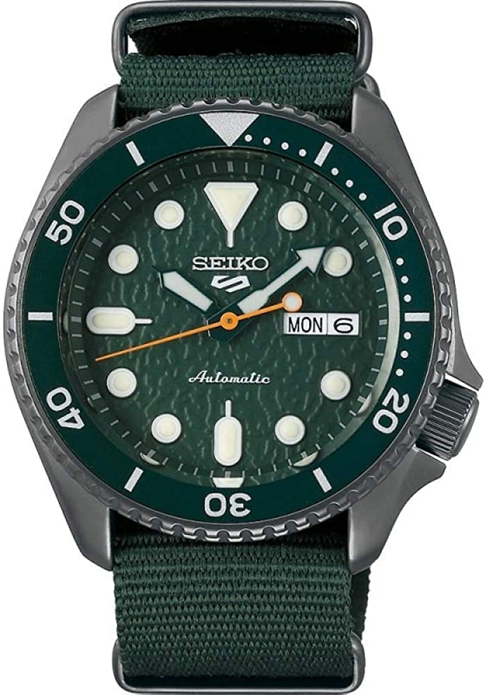 Seiko 5 Sports SRPD77K1 Man Watch Steel Green Automatic