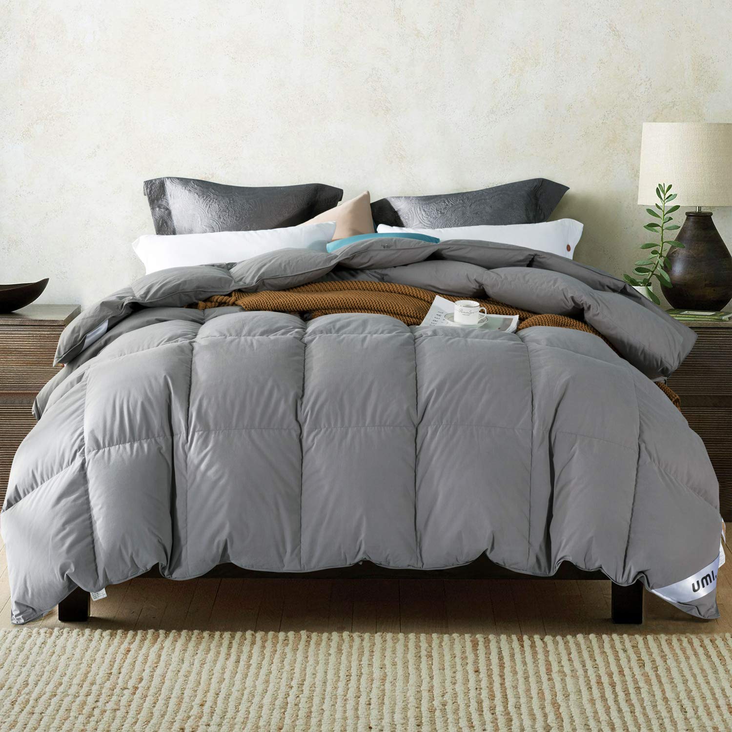 Amazon Brand - Umi White Goose Feather and Down Duvet with 100% Cotton Down Proof Fabric (10.5 Tog, Double,Grey)