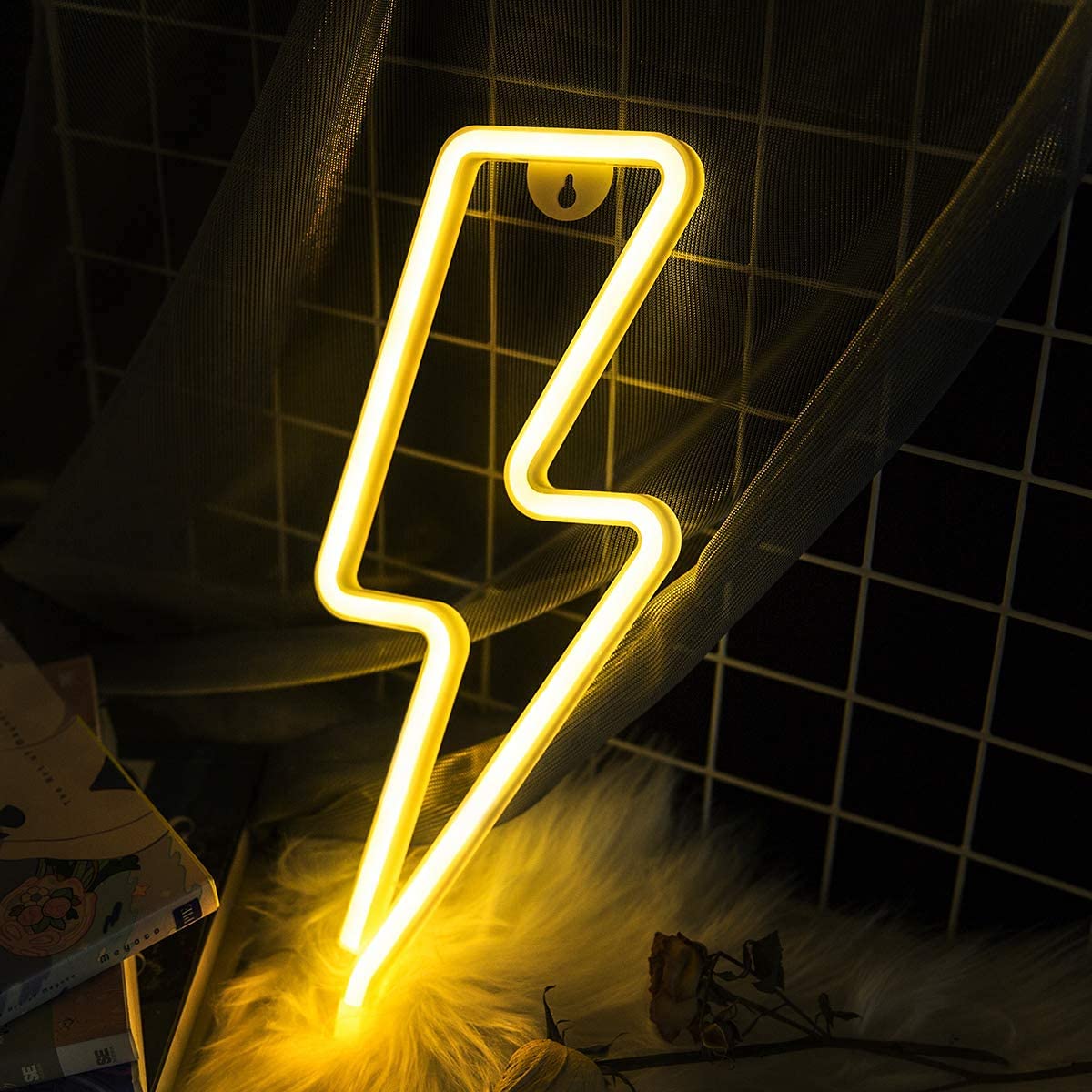 Venforze Lightning Bolt Neon Light Neon Light Signs Neon Lights for Walls USB/Battery Powered Neon Night Lights Neon Lights Lightning LED Lights up Signs for Bedroom Game Room Decoration (Warm White)