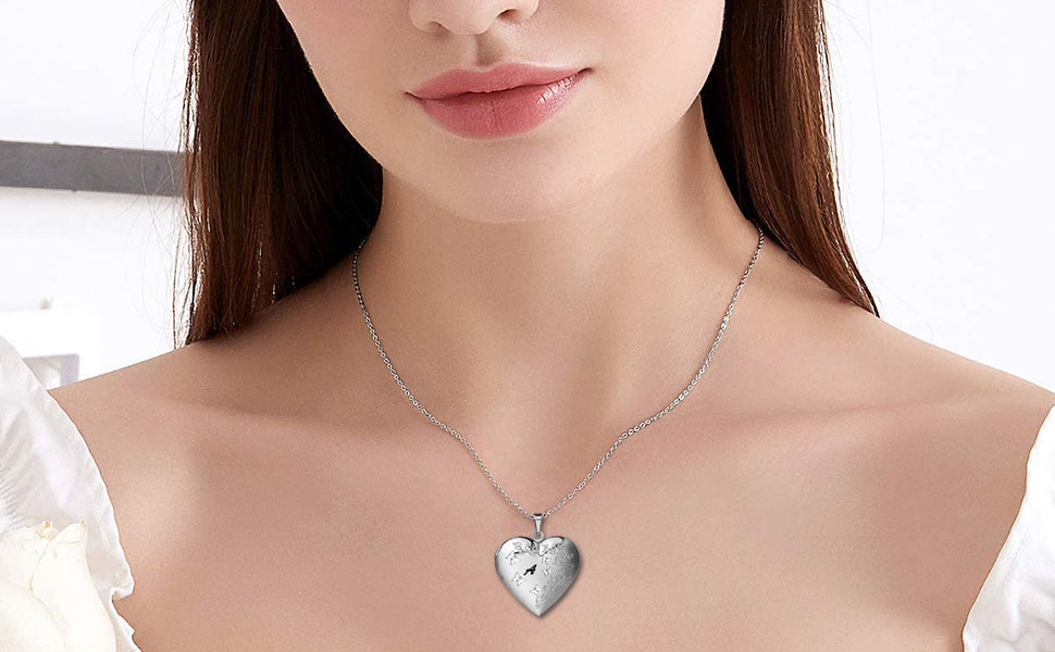 AMATOLOVE Heart Butterfly Locket Necklace for Pictures Women Girls Initial Letter A-Z Photo Lockets Necklaces Birthday Anniversary Jewellery Thank You Gift