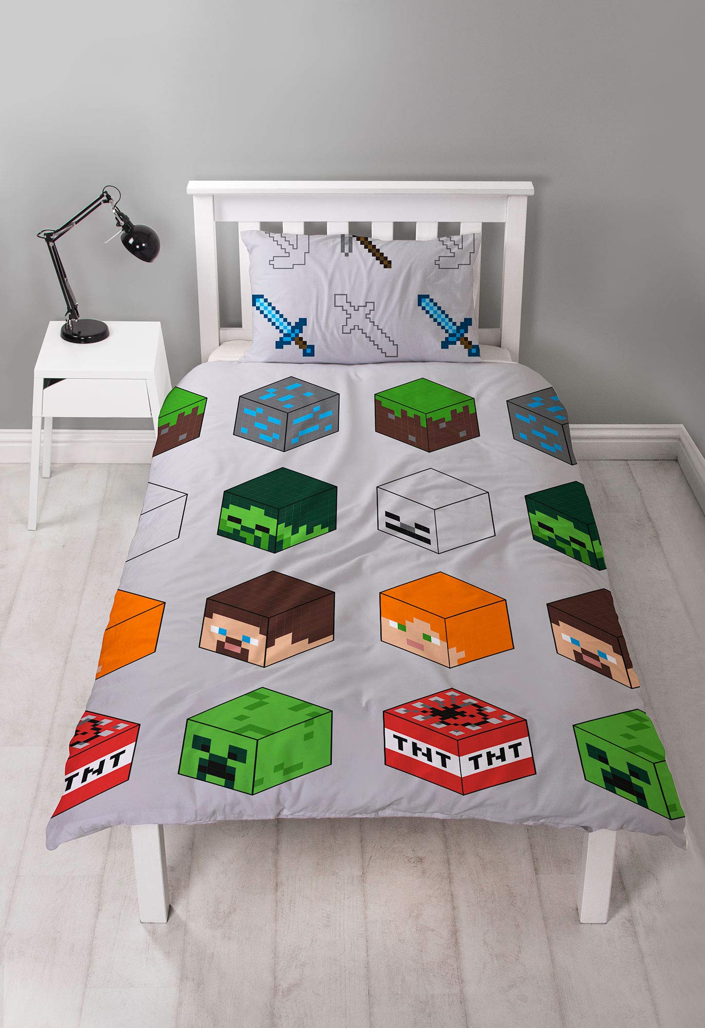 Minecraft Pixel Single Duvet Cover Officially Licensed Reversible Two Sided Creeper & TNT Design with Matching Pillowcase, Polyester, Green