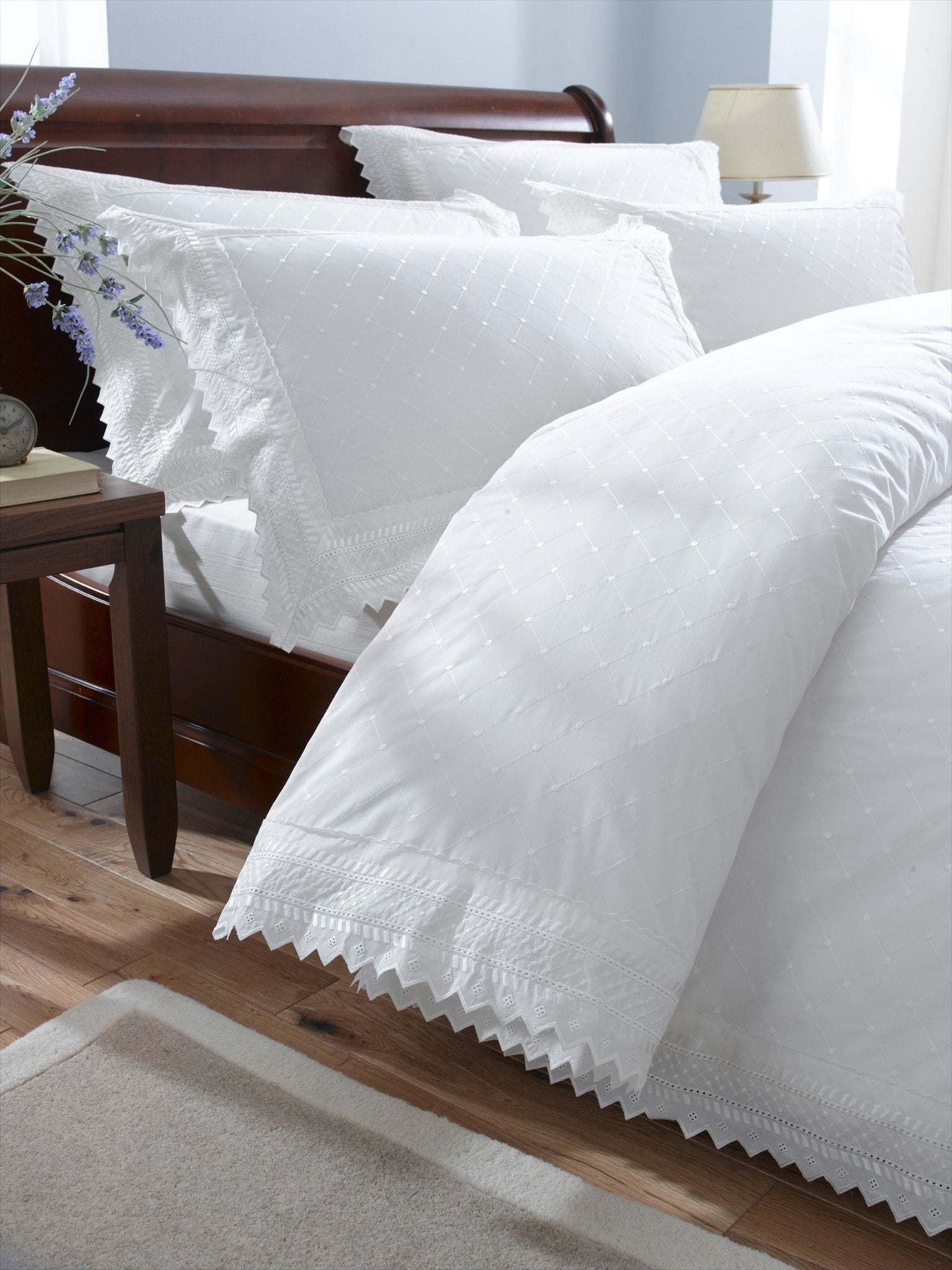 Balmoral Broderie Anglais Percale Duvet Cover Bed Set, White, King,, PBAD3N